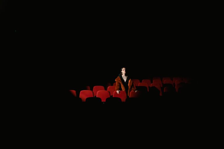 Qui étaient les principaux artistes du cinéma muet ?